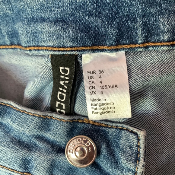 High Waisted Shorts Size 4 - Picture 2 of 3